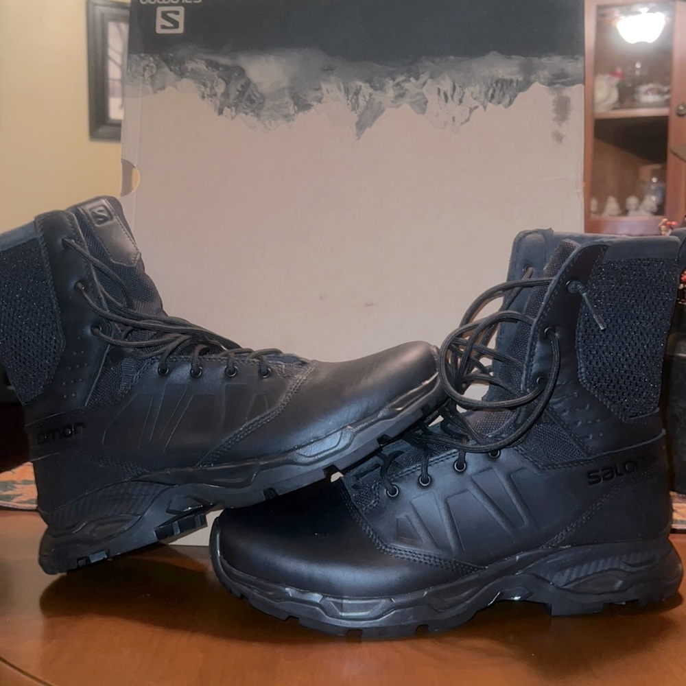 NEW Urban Jungle Ultra Boots. Size 11. Never Worn.